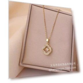 Умное ожерелье с четырехлистным клевером — Умные украшения, Commodity Jewel