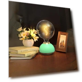 Минималистичный светодиодный настольный светильник с USB-портом — Настольные лампы, Elegant Living House