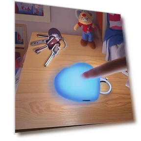 Брелок-ночник с сенсорным управлением в форме сердца — Оригинальные светильники, Home Whispers