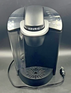 Кофеварка Keurig K-Classic для одной порции, с 3 размерами заваривания, съемный резервуар 1.42 л, Keurig
