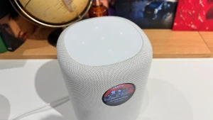 Умная колонка с сенсорным дисплеем 1.8″ — Умные колонки, WiiM