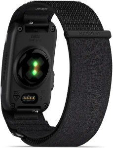 Фитнес-браслет, черный, S/M — Фитнес-браслеты, Garmin
