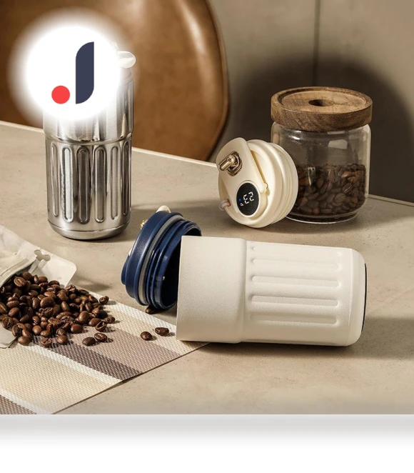 Smart Display Temperature Stainless Steel Vacuum Cup — Beverage Warmers, Red Lips