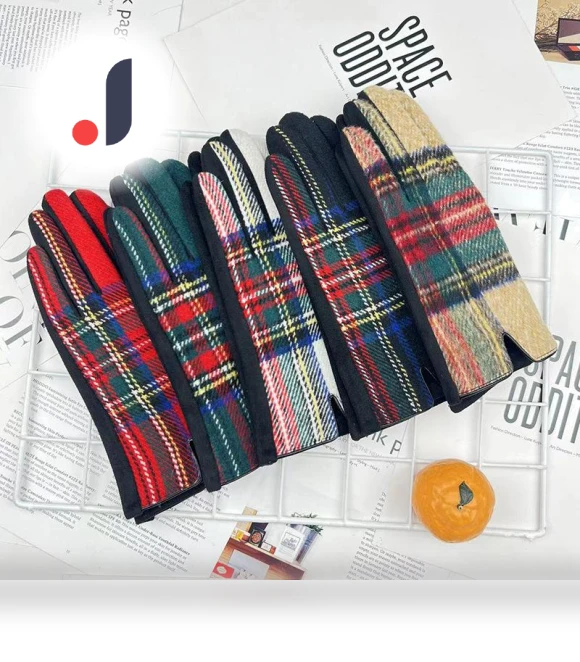 Touchscreen Wool Gloves — Gloves, Female s