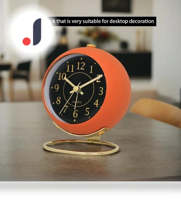 Minimalist Metal Quartz Alarm Clock — Clocks, Daily necessities-V