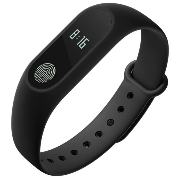 Fitness Tracker Bracelet with Heart Rate Monitor — Wearable Accessories, CanvasHue
