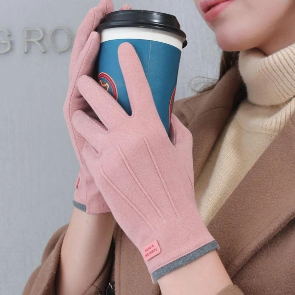 Touchscreen Cycling Gloves — Gloves, StrideBox