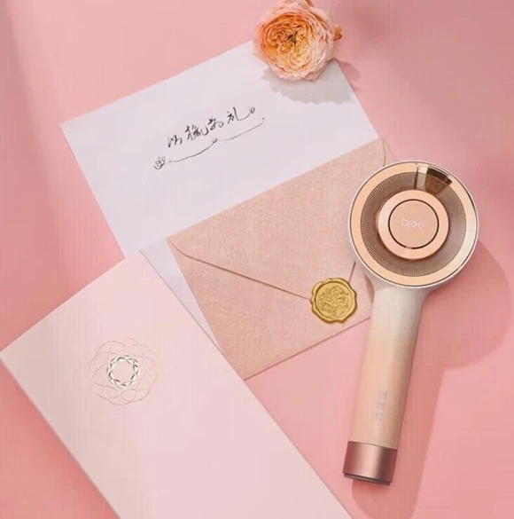 Scalp Massager with Red Light Therapy — Head Relaxation Tools, Breo