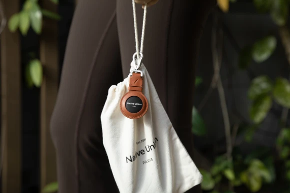 Find My Compatible Tracking Tag — Item Locators, Native Union