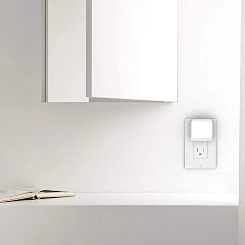 Plug-in LED Night Light with Auto Dusk to Dawn Sensor, Adjustable Brightness and Color — Night Lights, Solatec