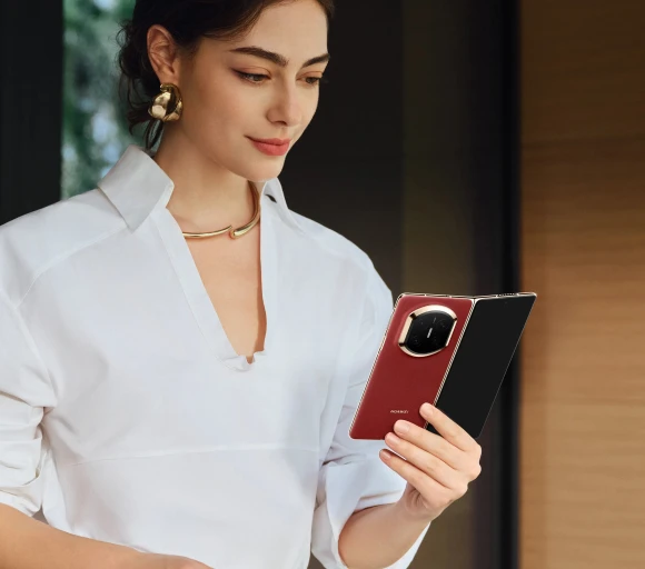 Foldable Smartphone — Monoculars, Huawei