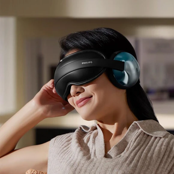 Smart Eye Massager with Hot & Cold Compress — Massage Gun, Philips