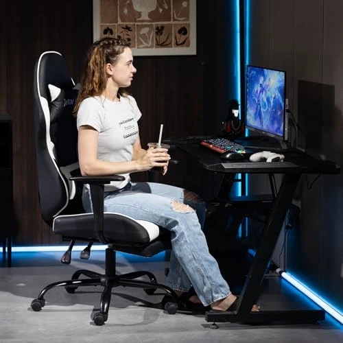 Gaming Chair with Footrest — Smart Chairs, WENTUM