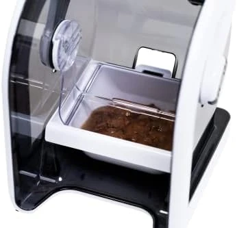 Smart Selective Microchip-Activated Automatic Pet Feeder — Automatic Pet Feeder, Closer Pets