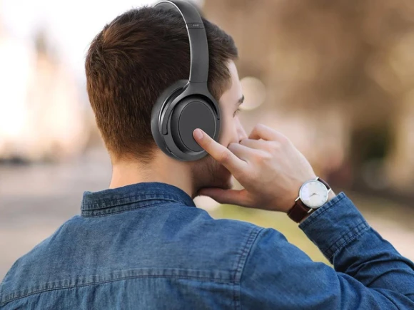 Over-Ear Headphones — Wireless Earbuds, Monoprice
