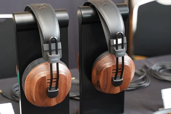 Premium Mahogany Semi-Open RP Headphones, Fostex