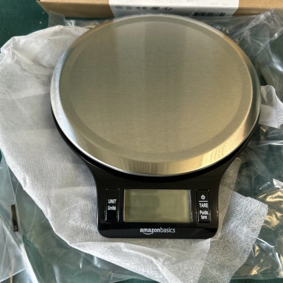 Digital Kitchen Scale with LCD Display — Kitchen Gadgets, Amazon Basics