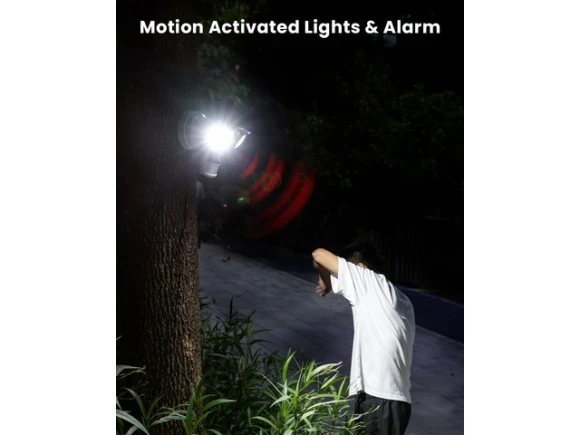 2K Floodlight Security Camera — Security Camera, iegeek