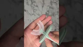 Детская зубная щетка U образной формы