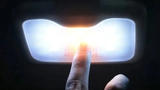 Беспроводной USB фонарь на магните для задних пассажиров. Универсальный