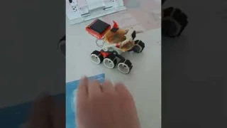 Робот на солнечных батареях из Глобуса