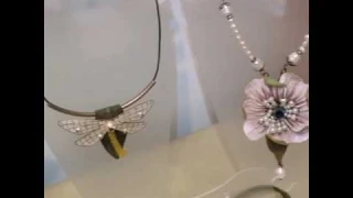 Коллекция украшений из кожи и жемчуга "Стрекозы, цветы и бабочки"