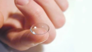 The auto-focus contact lenses that help you see in the dark