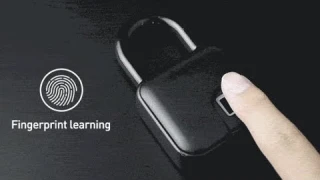 7 Навесной замок с отпечатком пальца с Алиэкспресс Aliexpress Smart Padlock Умные замки из Китая