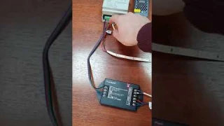 Подключение усилителя/повторителя RGB для больших помещений.