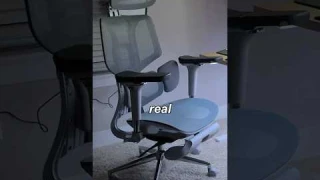 The Best Gaming Chair In 2025... (the footrest is crazy)