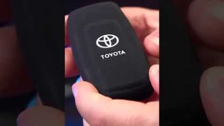 Чехол силиконовый для смарт-ключа Toyota Camry V70, Rav 4 XA50, Prado 150, Fortuner, Hilux 2018