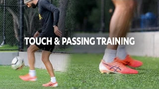 Touch & Passing Training in Asics Ultrezza Ai