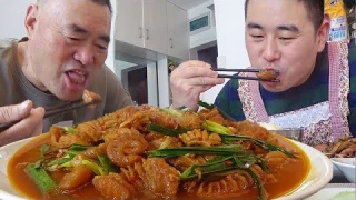 【超小厨】140元整点牛鞭牛蛋，补补腰，那滋味不言而喻，这可是大补啊！