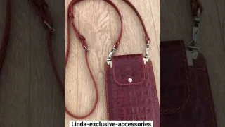 Сумочка для телефона смартфона из натуральной кожи.