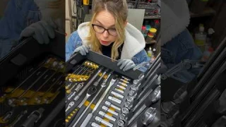 «Берите, не пожалеете»Так написал покупатель про набор инструмента Inforce 06-07-16 на 127 предметов