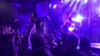 The Struts -- "Kiss This" Live at The Orange Peel in Asheville, NC -- 12/05/16