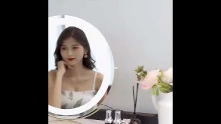 Умное сенсорное зеркало для макияжа с подсветкой