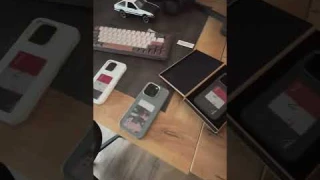 Чехол с экраном E-Ink для iPhone 15 Pro | с NFC для проецирования на экран 🎞