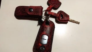 ключи и брелки обшитые кожей
