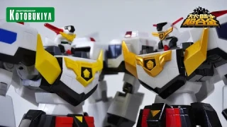 Comparison of J-Decker Kotobukiya's Plastic Model and Super Robot Chogokin
