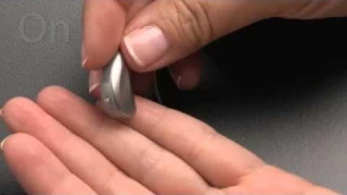 Как включать и выключать слуховой аппарат с ресивером в ухе или микрозаушный