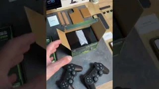 Игровая консоль 4K Ultra HD Gamestick 32/64GB , 10000 встроенных игр + 2 беспроводных геймпада /Топ/