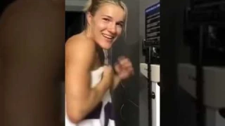 Звезда UFC уронила полотенце на взвешивании😱 ||  #ufc #мма #бои