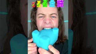 Small, Big, Giant Rainbow Gummy Bears!? 🤤