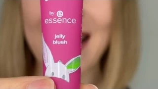 essence x Katjes Jelly Blush😱🐰🍀 #essence #essencexkatjes #jellyblush