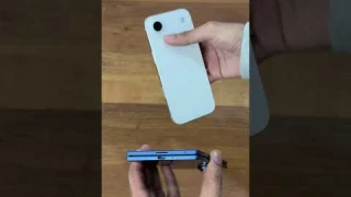 Samsung Z Fold 7 vs iPhone 17 Air 😂