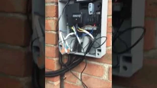 Управление воротами со смартфона !!! Remootio.ru