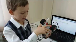 Программируемая машина из Лего. Робототехника