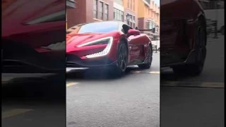 Всем спать. Yangwang U9 теперь и перепрыгивает на ходу. #тестдрайв #suv #обзор #электромобиль #авто