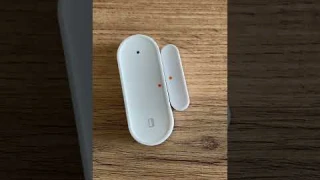 Умный датчик открытия дверей и окон Изба Тэк #распаковка #умныйдом #избатэк